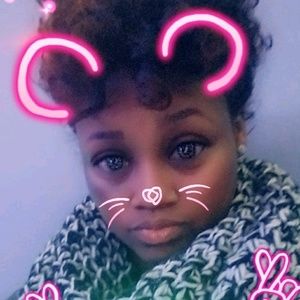 Meet your Posher, Tania